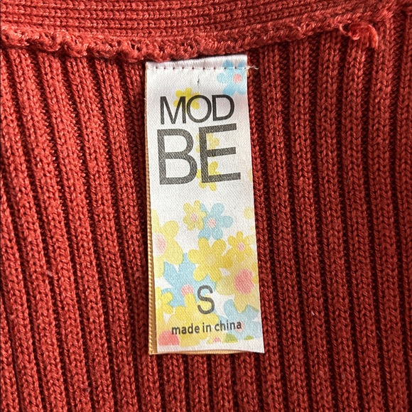 ModBe Cardigan - Picture 7 of 8